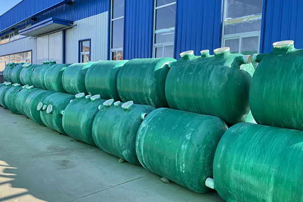 使用玻璃鋼化糞池對農(nóng)村有哪些好處 使用玻璃鋼化糞池對農(nóng)村有哪些好處